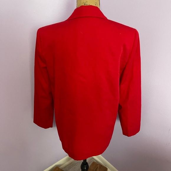 Elegant Red Women's Blazer - Picture 5 of 5